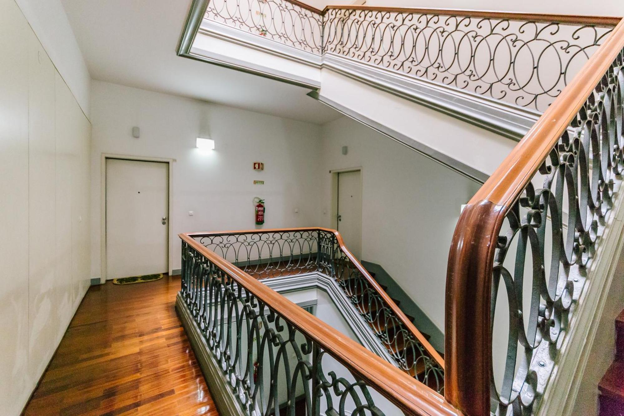 Chiado 2 Bedroom Elegant Apartment Lisboa Dış mekan fotoğraf